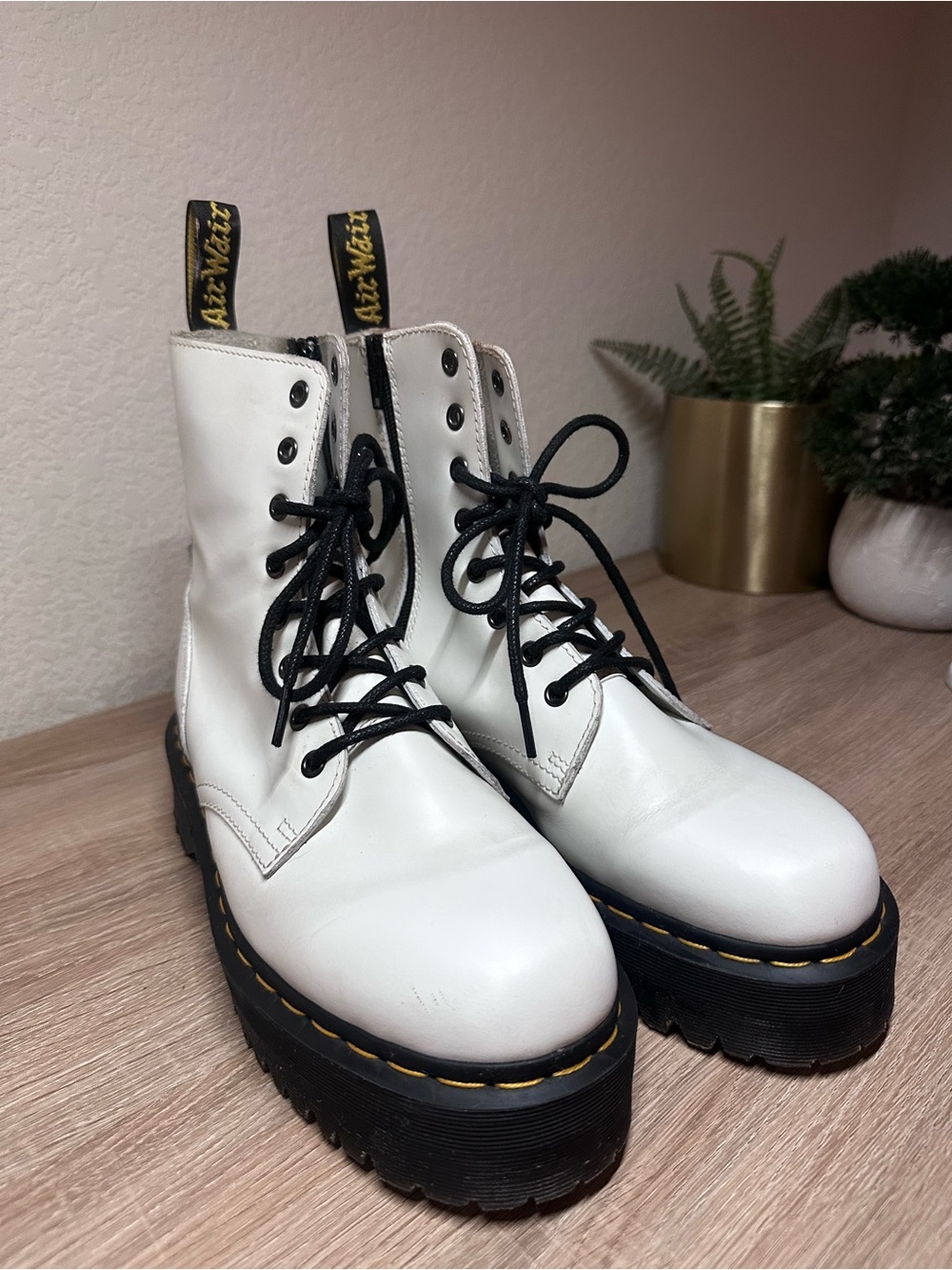 Dr. Martens Jadon Platform Boots White Leather 8 Eye Zip Women’s US 10 EU 42